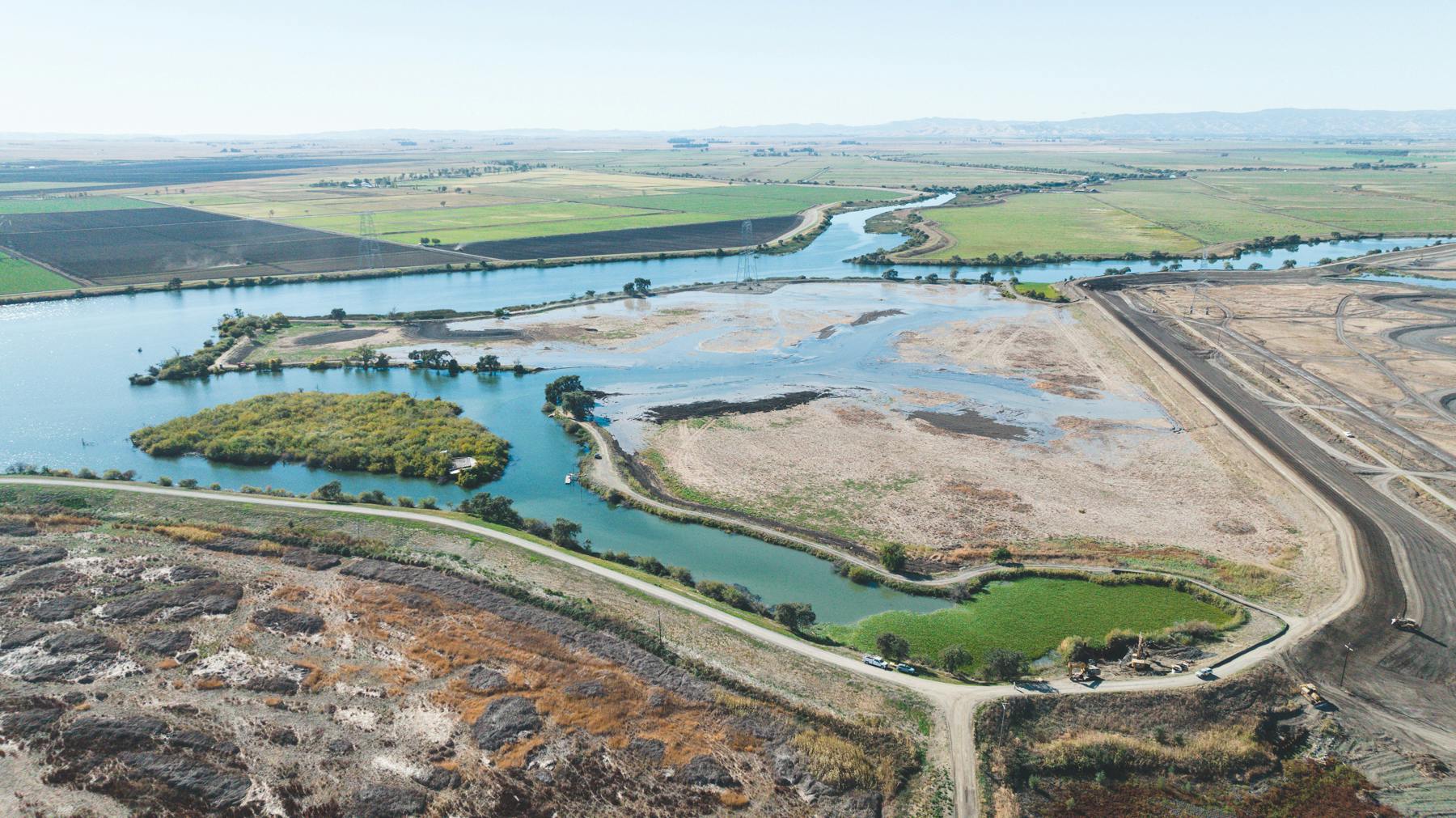 Ce projet fournit des habitats essentiels à la faune et à la flore et améliore la gestion des inondations