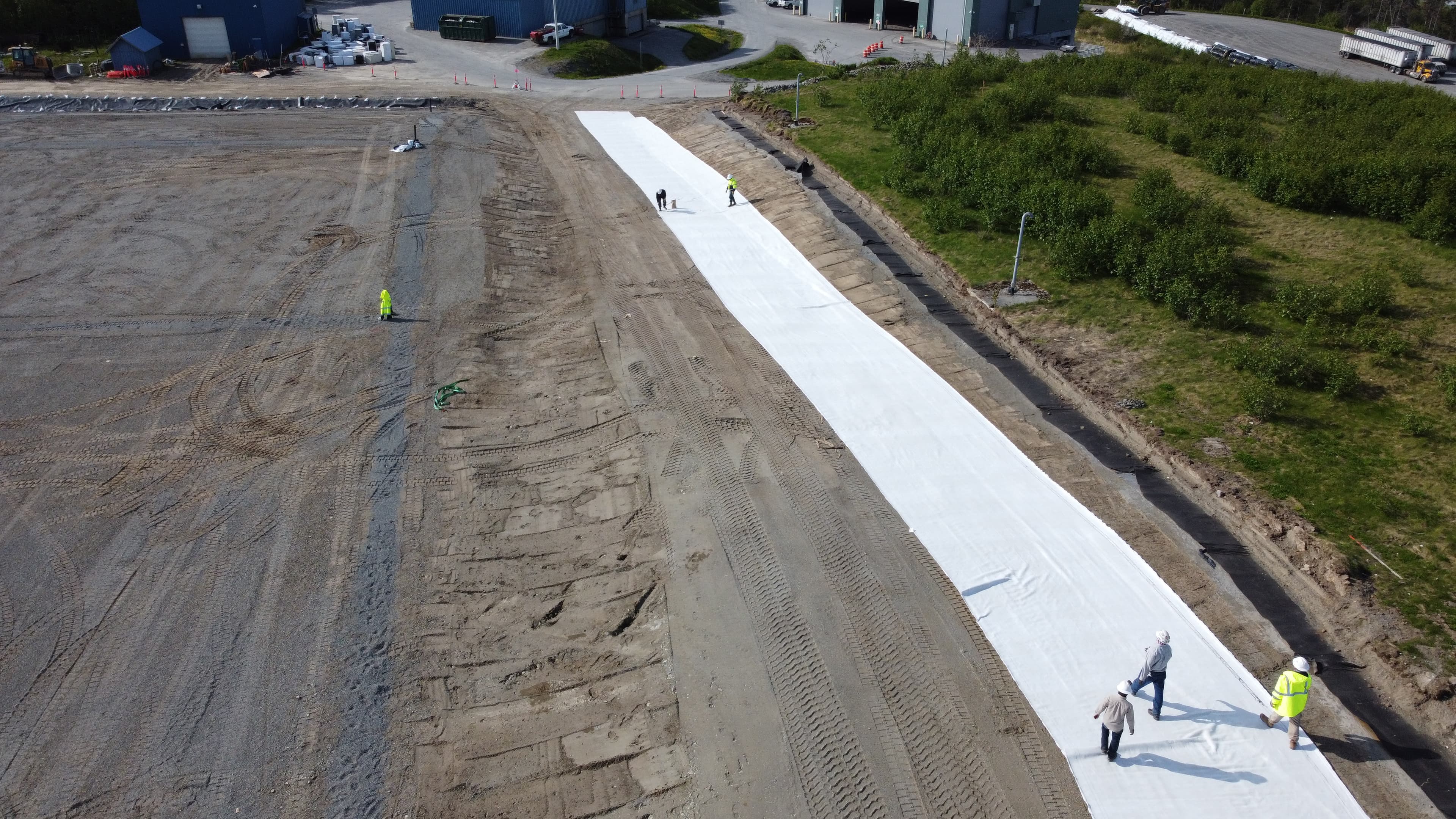 The Homer Solid Waste Facility's landfill closure covered 226,000 ft² using a geosynthetic clay liner and included the installation of a drainage and landfill-gas system 