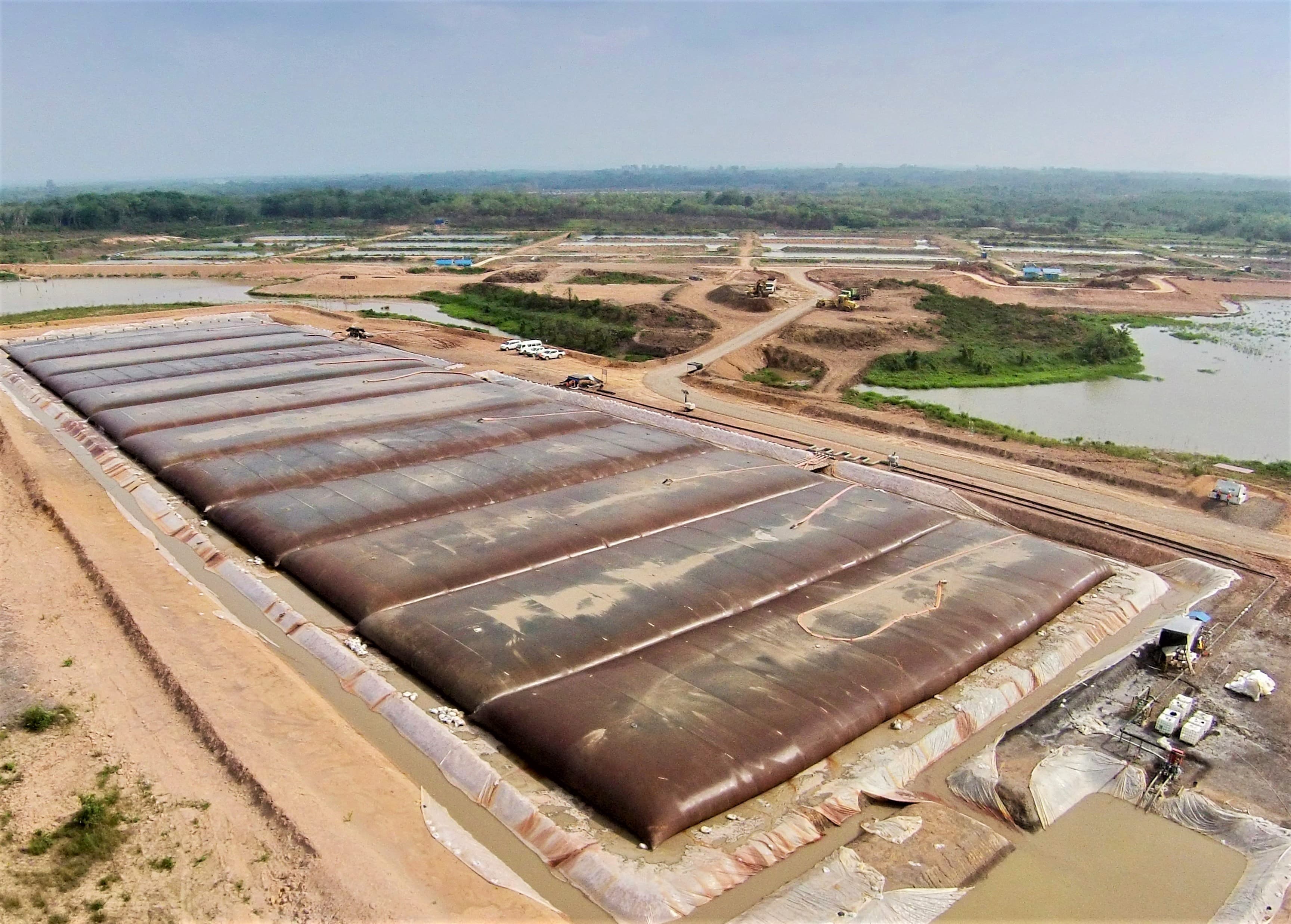 How to use GEOTUBE for efficient mine and mineral slurry dewatering. Enhance operational efficiency and safety in mining with proven technology.